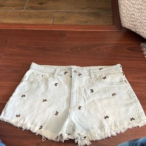 Jean shots with butterfly’s